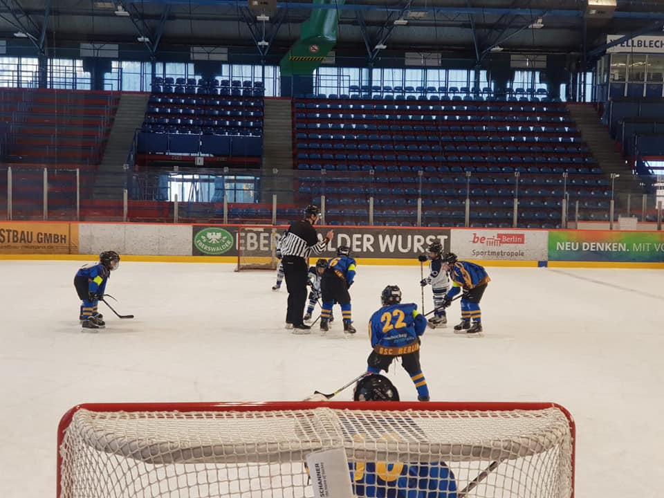 Krimi im Wellblechpalast bei U11